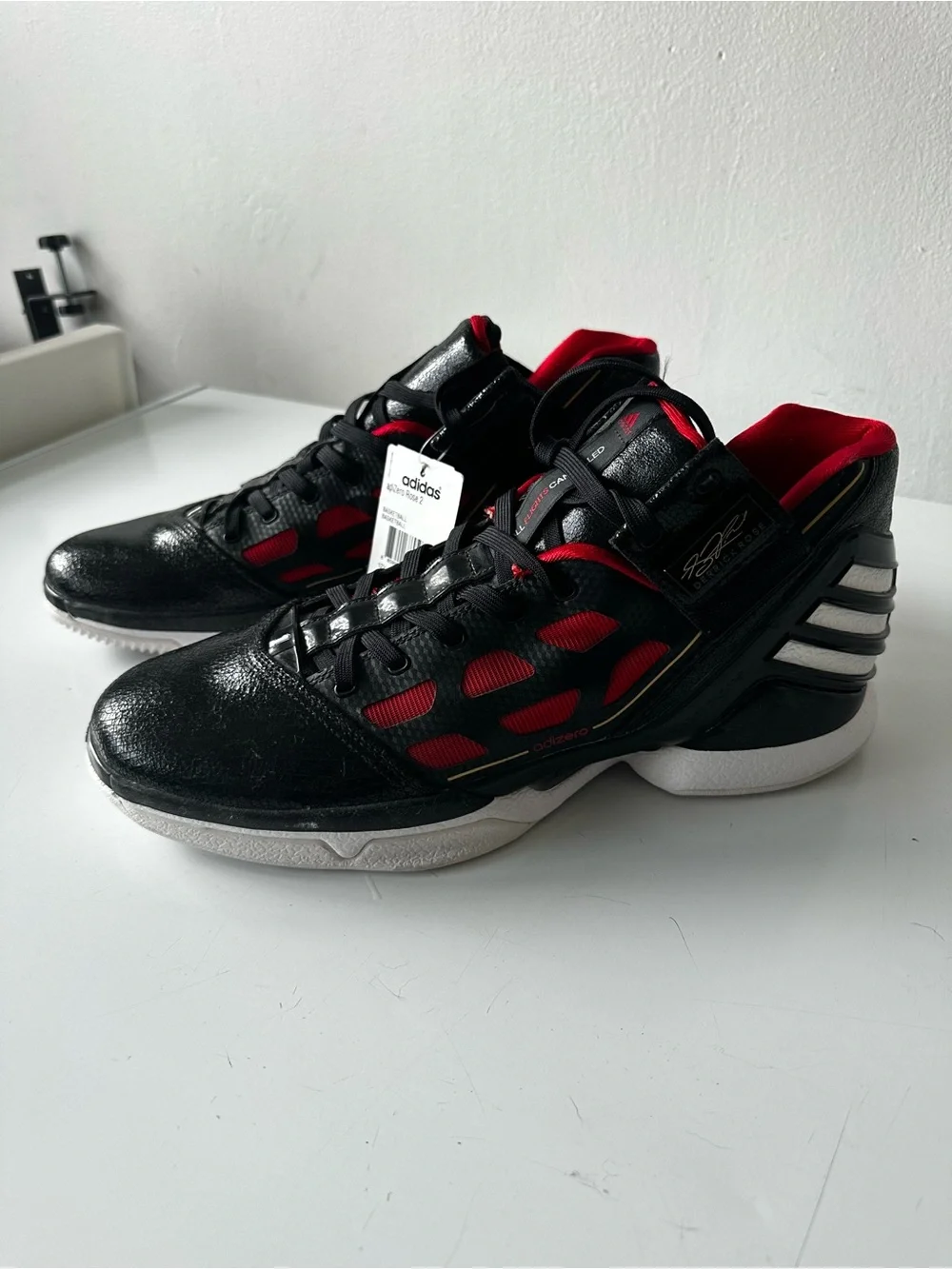 Adidas adizero Rose 2 Men Basketball Shoes - Black & Red - NWT Size 13